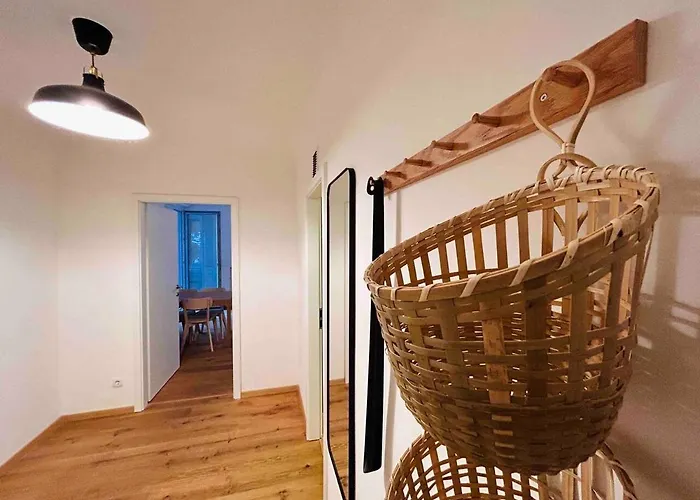 Apartmán Urbaner Charme: Stilvolles Wohnen Im Herzen Wiens *