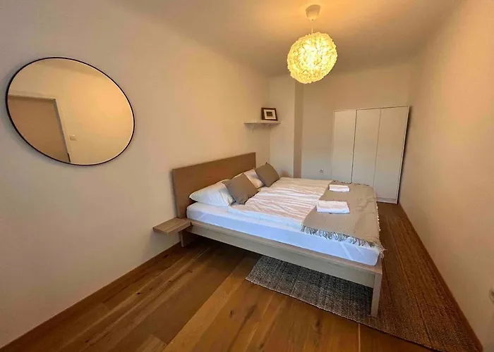 Urbaner Charme: Stilvolles Wohnen Im Herzen Wiens Vídeň